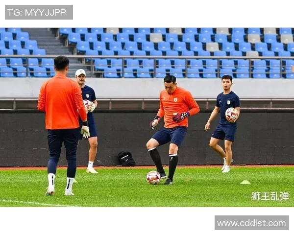 足球队是否依赖球星训练才能提高整体实力与团队默契